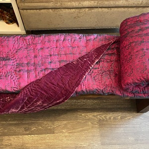 Handcrafted Silk Comforter - Purple fushsia Rose Garden