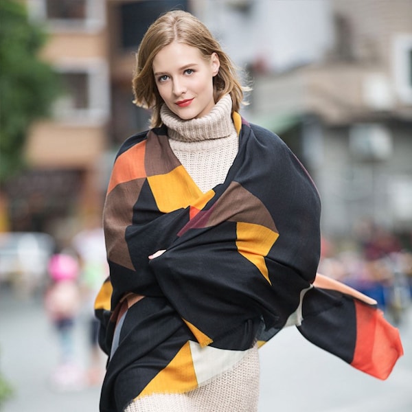 Pure Cashmere scarf in Color Block pattern