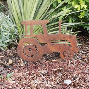 Rusty Metal Tractor / Tractor Garden Art / Tractor Gift / Farm Gift ...