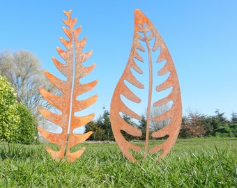 Rusty Fern Leaf Sculpture / Rusty Metal Leaf Garden Art / Leaf Garden Decor / Rustic Garden Leaf Fern / Leaf Garden Ornament / Leaf Gift