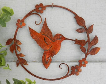 Hummingbird Garden decor / Rusty Bird Wall Art / Hummingbird Mothers Day Gift / Metal Bird Decor / Rustic Garden Gift / Garden Wall decor