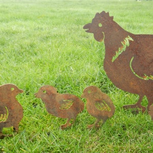 Rusty Hen / Chicken Garden Decor / Chicken gift / Metal Hen Gift / Metal Garden Ornament / Rusty Metal Chicken / Rusty Garden Decor / Hens image 6