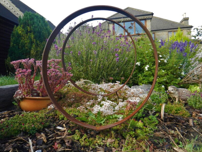 Rusty Metal Ring Sculpture / Large 74cm dia Garden Rings Etsy