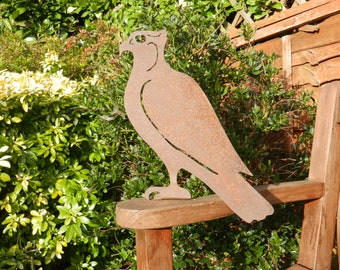 Rusty Metal Osprey Garden decor / Osprey Sculpture / Metal Hawk Garden stake / Hawk Garden Decor