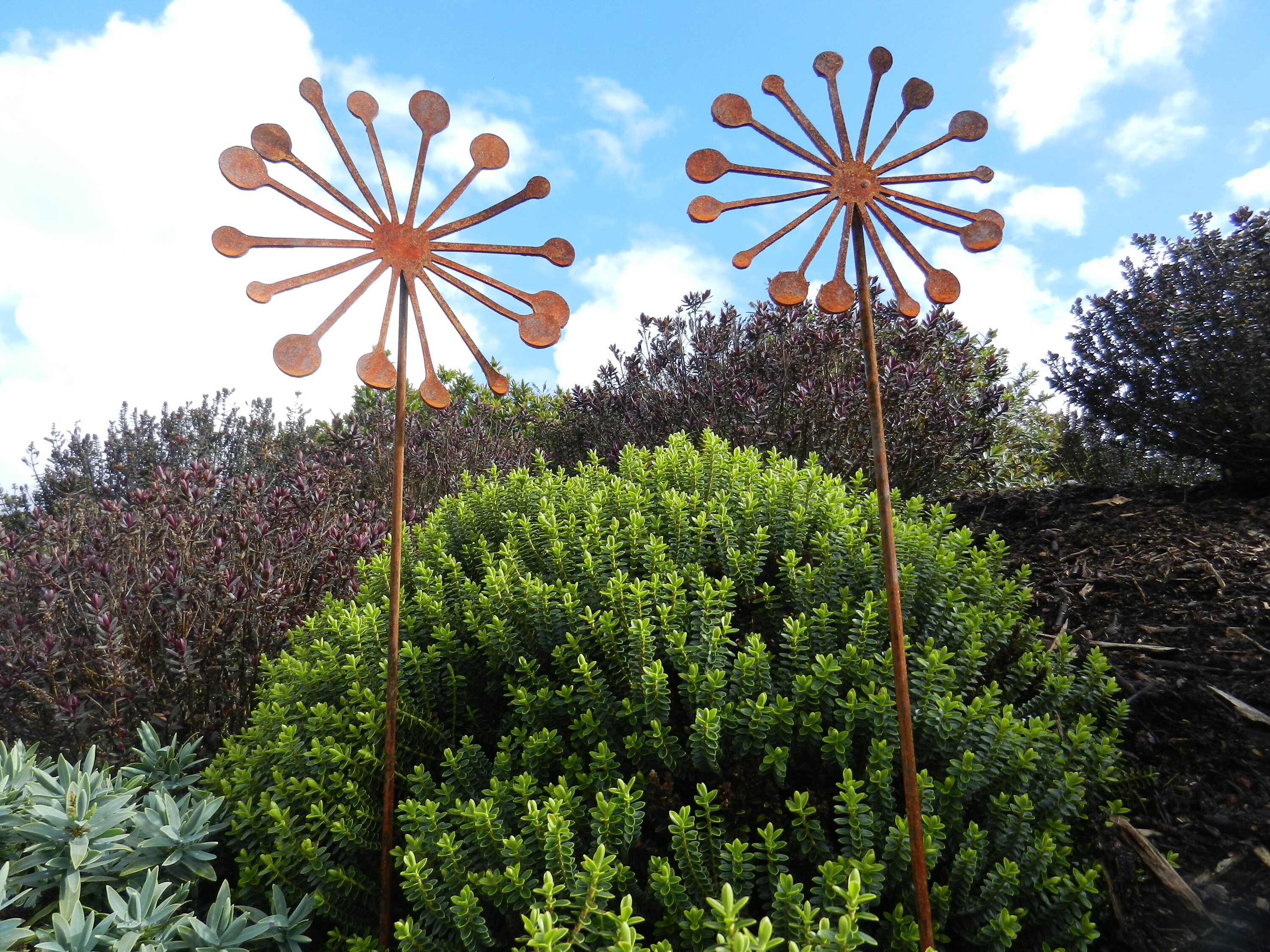Rusty Metal Allium Sculpture / Metal Seed Head Garden Stake / Etsy UK