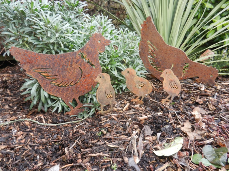 Rusty Hen / Chicken Garden Decor / Chicken gift / Metal Hen Gift / Metal Garden Ornament / Rusty Metal Chicken / Rusty Garden Decor / Hens image 7