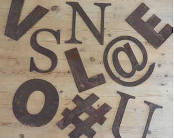 Letras de metal oxidado de 25 cm (0 a 9, iniciales de la A a la Z), letras industriales vintage, decoración de pared de metal, letrero de tienda, letrero de casa, letrero del alfabeto