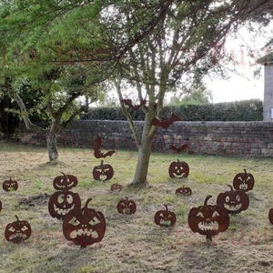 Rusty Metal Bats / Halloween Bats / Halloween Decoration / Halloween Bats image 4
