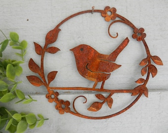 Wren Garden decor / Rusty Bird Garden Gift / Wren Bird Lover Gift / Wren gift / Garden Wall decor / Hanging Bird Art with Flowers / Mum Gift