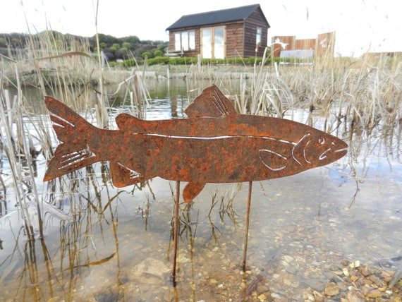 Rusty Salmon Stake / Rusty Metal Fish Sculpture / Rusty Fish Decor