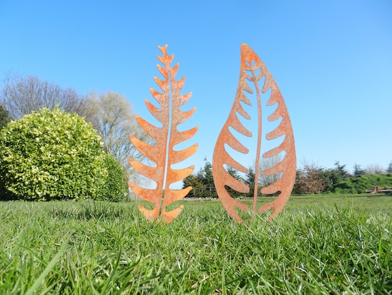 Rusty Fern Leaf Sculpture / Rusty Metal Leaf Garden Art / Leaf Garden Decor / Rustic Garden Leaf Fern / Leaf Garden Ornament / Leaf Gift