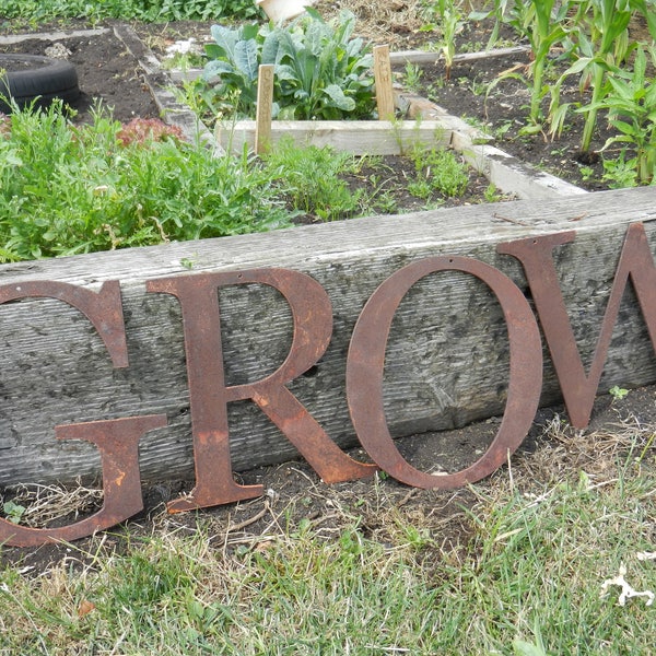 Rusty Metal Wall Letters / Rusty Letters Sign / GROW Garden Wall decor / GROW Letters Wall sign a perfect Gardener Gift 25cm
