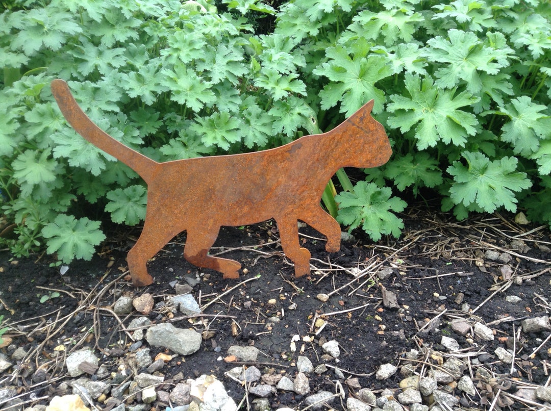Rusty Walking Cat Garden Decor / Metal Cat Garden Gift / Rusty Metal ...