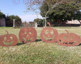 Halloweenpompoen / Roestige pompoendecoratie / Halloweendecoratie / Jack o'lantern / Halloween Yard Art / Vrolijke pompoenen