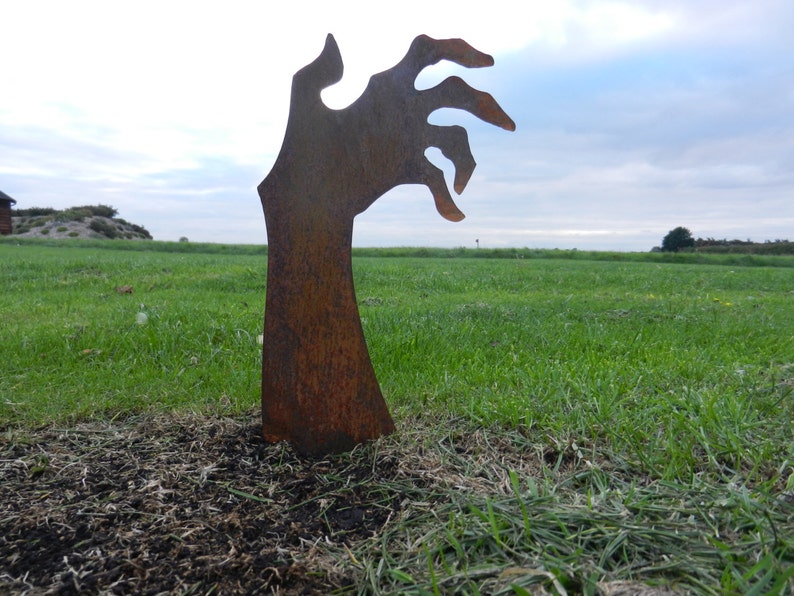 Rusty Zombie Hand / Walking Dead Zombie / Zombie Garden Art / Rusty ...