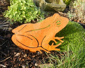 Rusty Metal Frog Garden Gift / Rusty Metal Garden Decor / Metal Frog Sculpture an unusual Pond Decoration