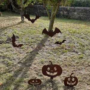 Rusty Metal Bats / Halloween Bats / Halloween Decoration / Halloween Bats image 3