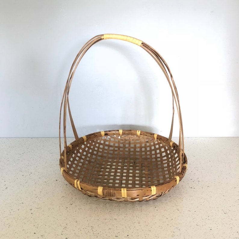 Round Tobacco Basket With Handle Etsy