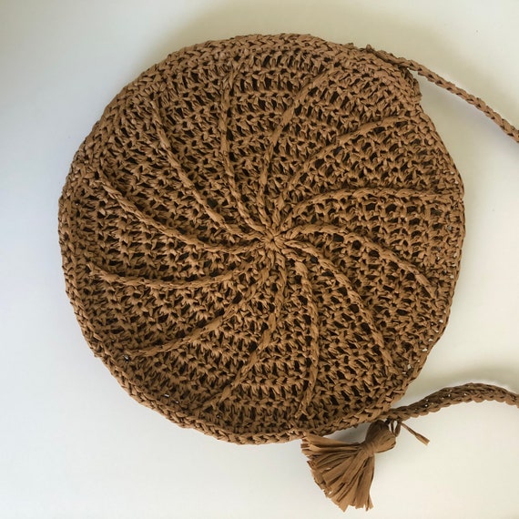 Round Straw Crossbody Purse - image 4