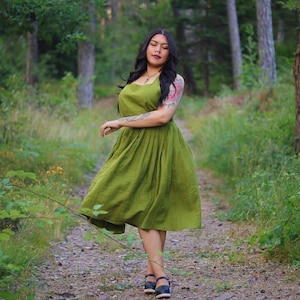 Green Wedding Dress, Linen Apron Dress, Midi Linen Dress, Linen Bridesmaid Dress ADELAIDE, Plus Size Dress, Linen Sundress, Linen Clothing