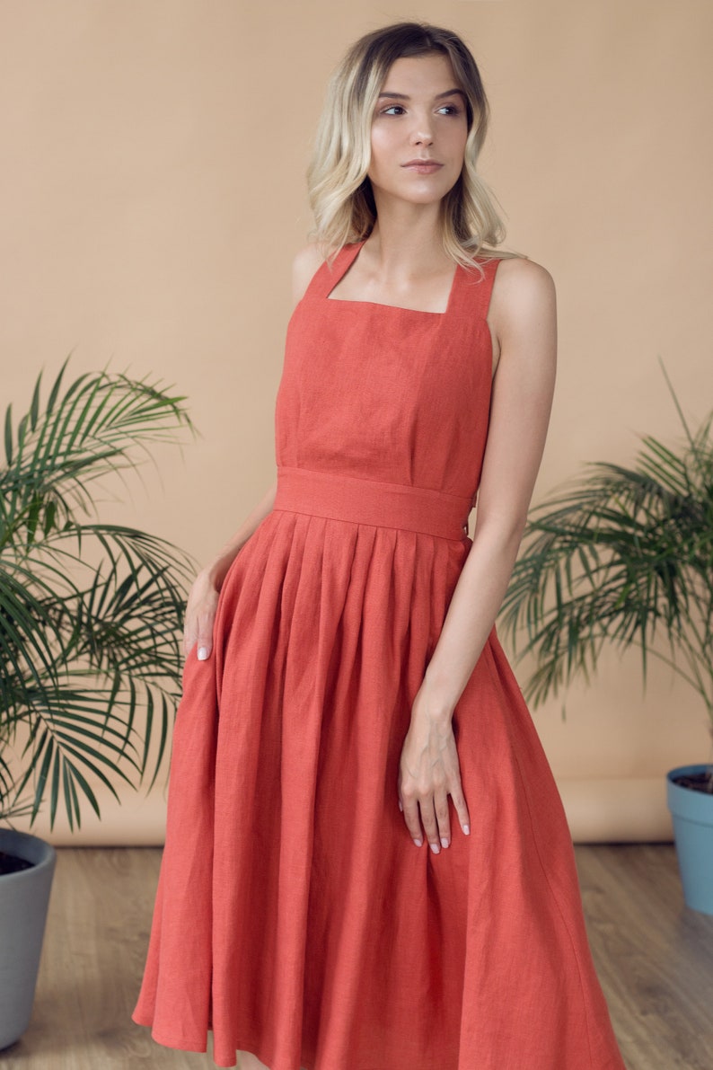 Vestido de lino, vestido pinafore, vestido de verano de lino, vestido de invitada de boda, vestido de espalda abierta, vestido de mujer con bolsillos, vestido de cóctel ADELAIDE imagen 5