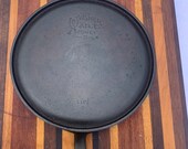 Vintage Wagner Ware Cast Iron Griddle 1109C