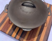 Vintage Wagner Ware Drip Drop Round Roaster Dutch Oven Size 8 Cast Iron with Trivet