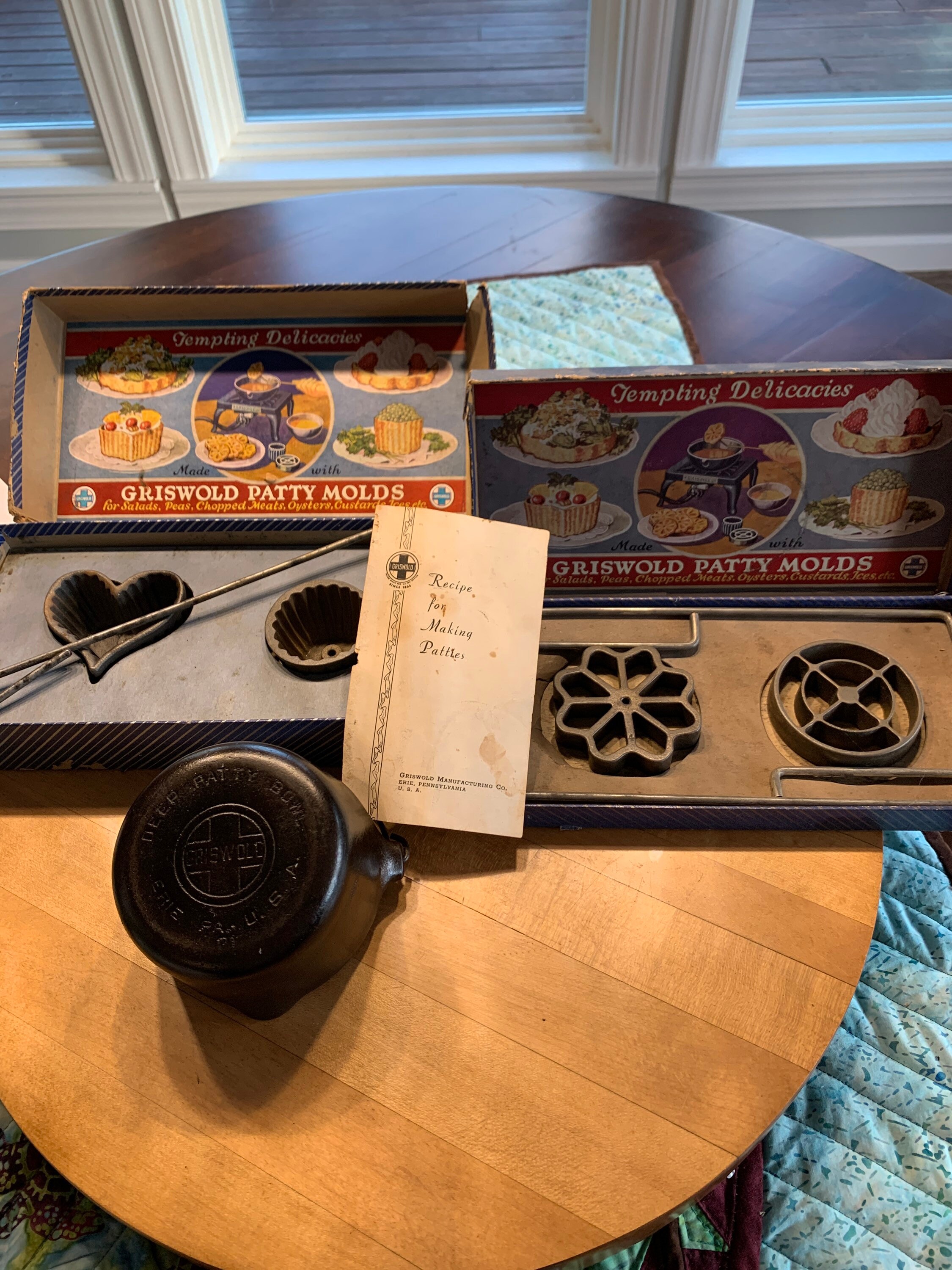 Griswold Deep Patty Bowl 71 With Two Sets of Griswold Patty Etsy