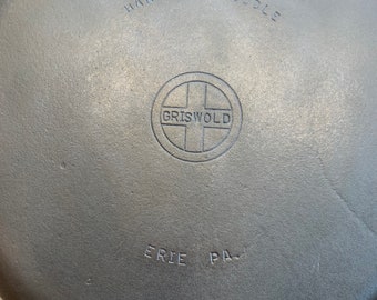 Vintage Griswold Small Logo Cast Iron Handle Griddle Size 9 609H