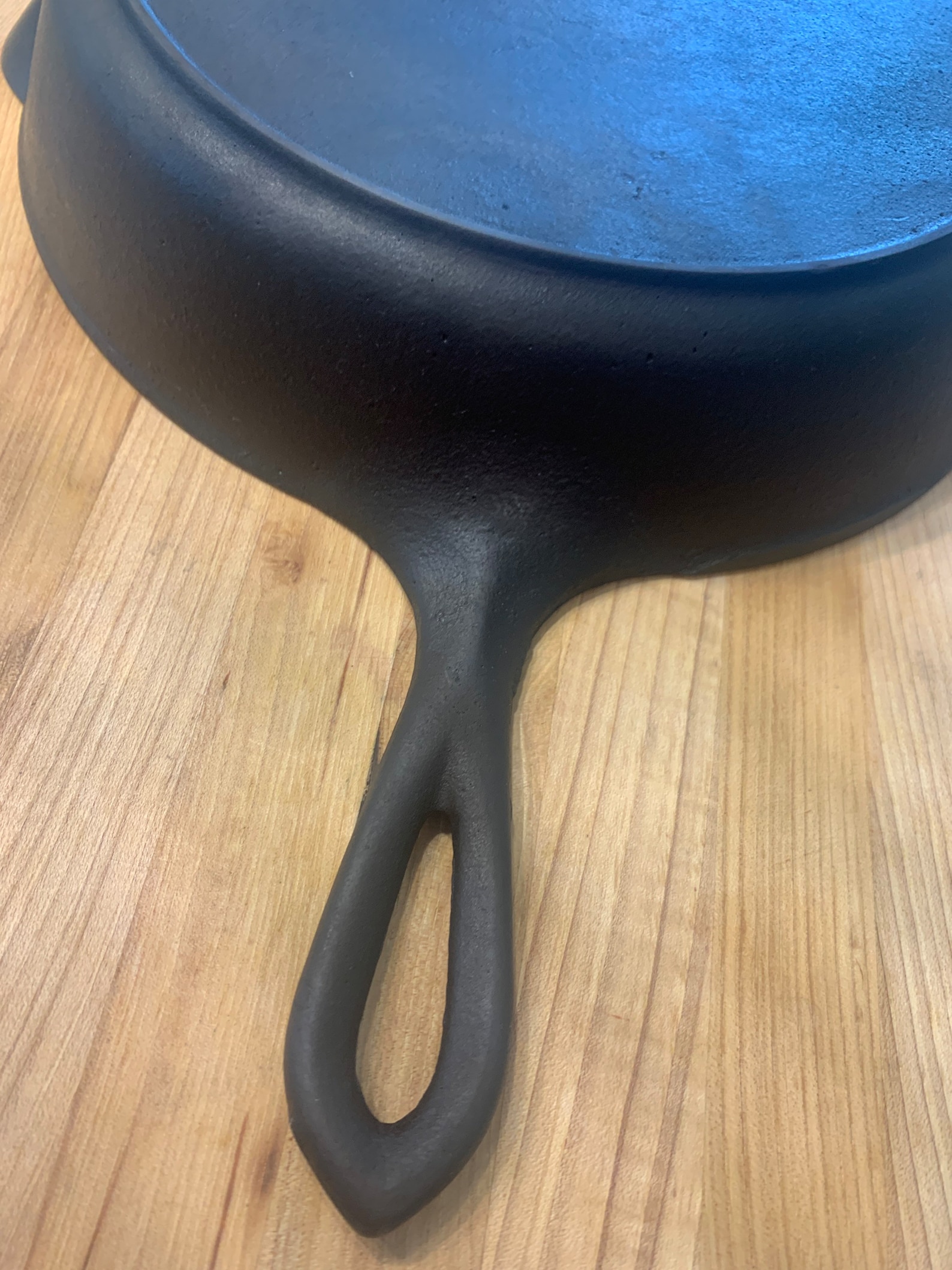 Vintage Pointy Handle Cast Iron Skillet Size 8 With Heat Ring Etsy