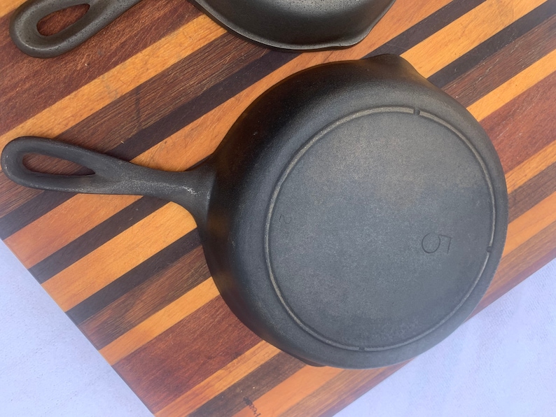 Vintage Cast Iron Set of Lodge Size 3 and 5 Etsy