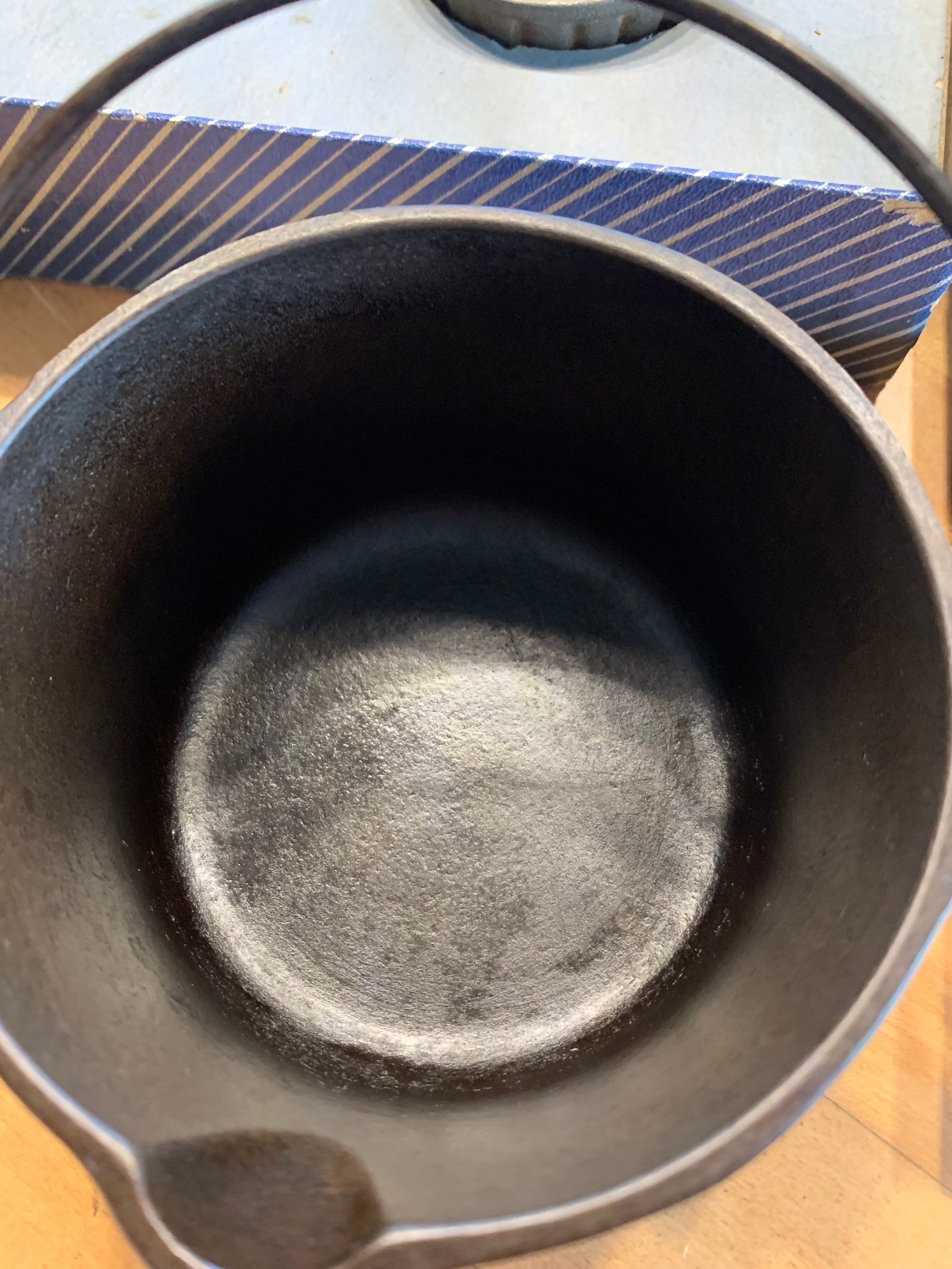 Griswold Deep Patty Bowl 71 With Two Sets of Griswold Patty Etsy