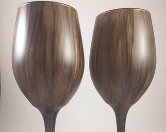 2 Wood Grain Wine Glasses