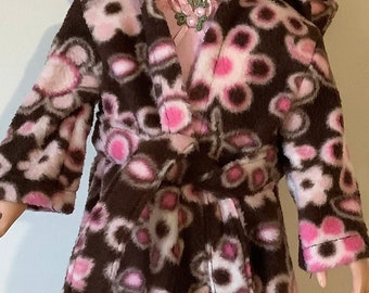 18” doll pjs & dressing gown.