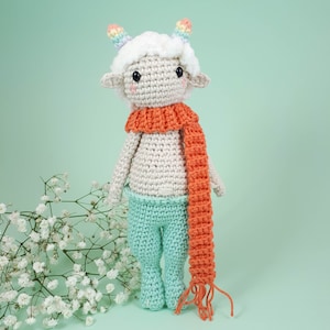 Rainbow, el fauno / Rainbow, the faun · Patrón amigurumi / Amigurumi pattern
