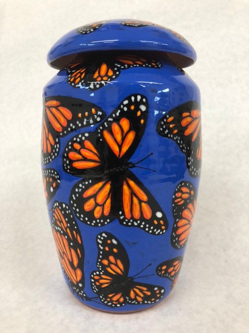 Monarch Funeral Urn Item#1106