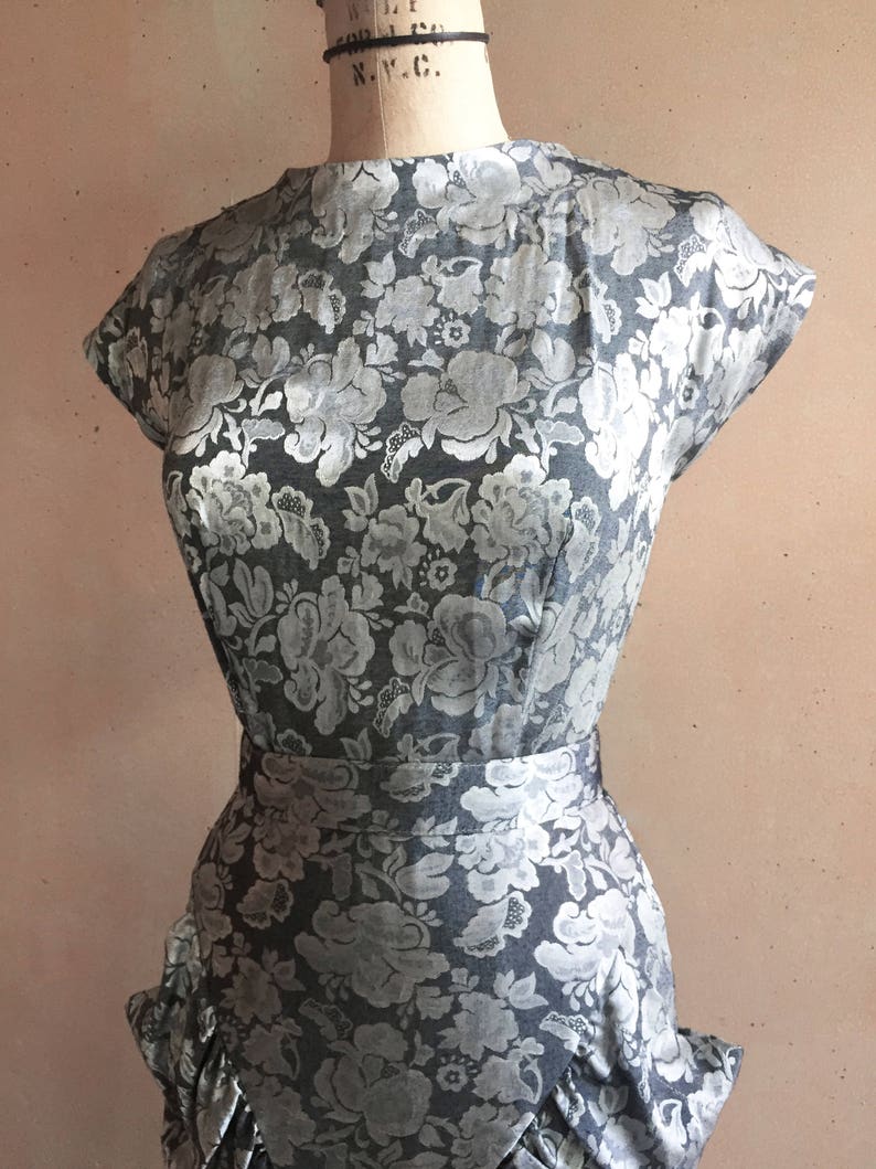 Vintage 80s Silver Metallic Floral Print Dress w/ Pockets image 4