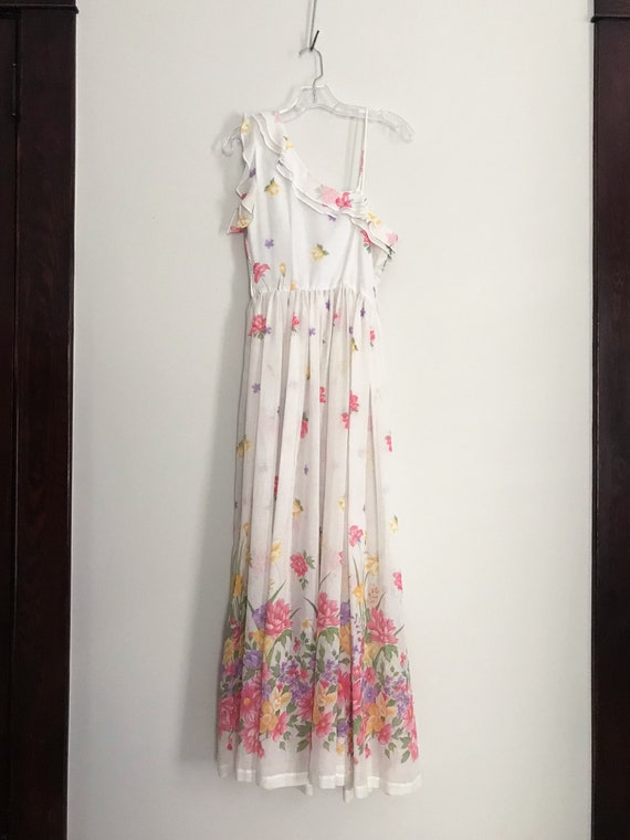 Vintage 70s Sheer Linen Floral Gown w/ Sash - image 6