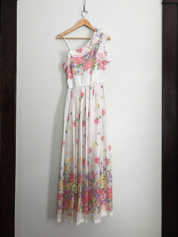 Vintage 70s Sheer Linen Floral Gown w/ Sash - image 4