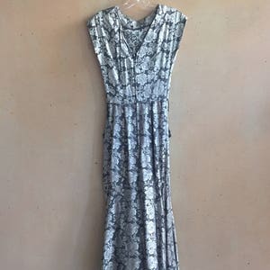 Vintage 80s Silver Metallic Floral Print Dress w/ Pockets image 8