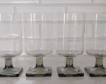 Set of 4 Vintage Federal Nordic Grey Wine or Juice Glasses, Retro Mid Century Glasses, Vintage Glassware, Vintage Stemware, Vintage Barware