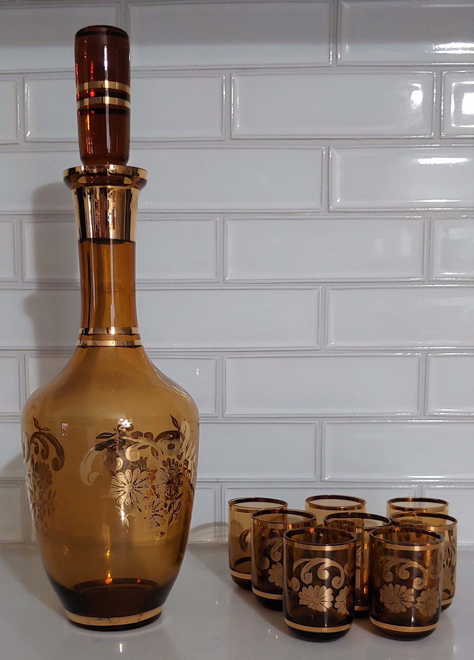 Vintage Brown Glass Decanter With 8 Matching Shot Glasses Etsy