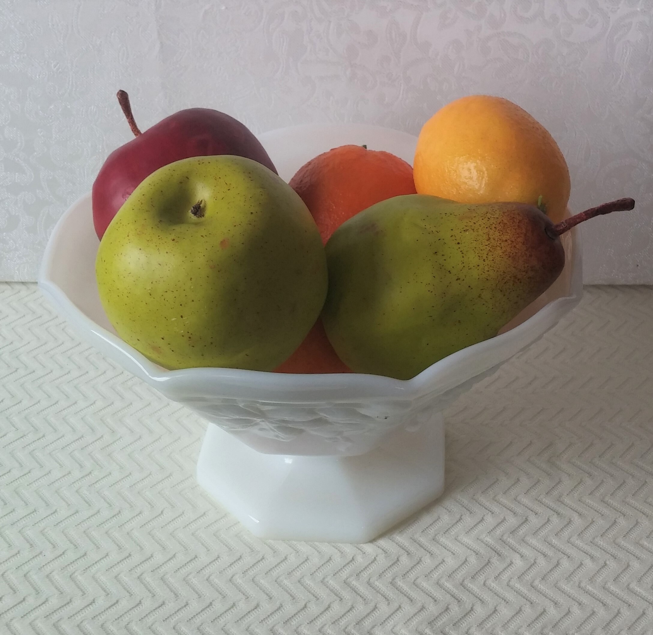 Vintage Milk Glass Fruit Bowl Vintage Grape Design Milk Glass Etsy