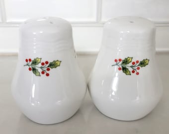 Pair of Vintage Ceramic Christas Holly and Berries Salt and Pepper Shakers