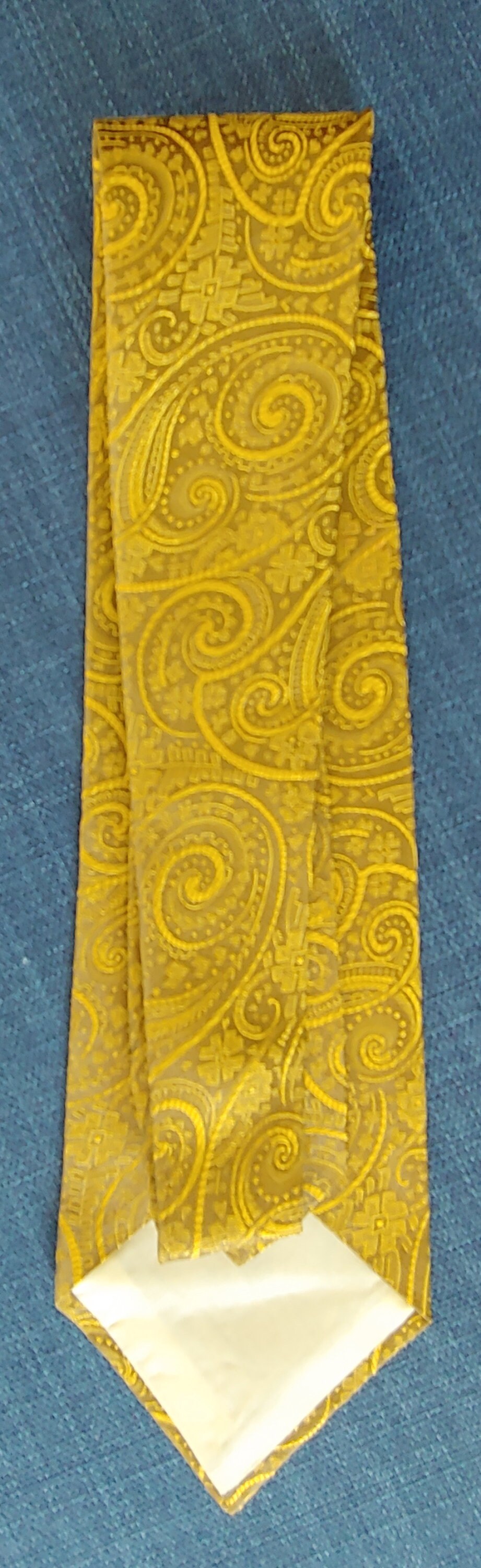 Vintage Gold Colored Paisley Print Neck Tie Vintage Neck Tie | Etsy