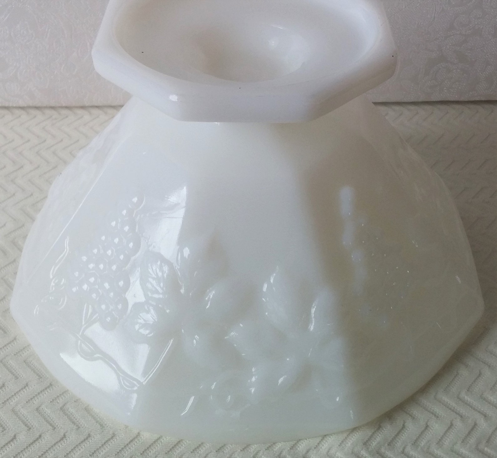 Vintage Milk Glass Fruit Bowl Vintage Grape Design Milk Glass Etsy