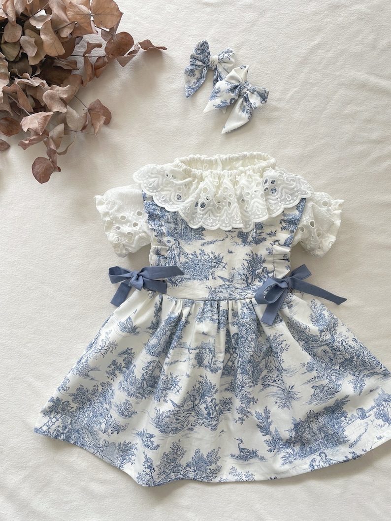 Baby blouse with ruffled collar from 3 months to 3 years, short sleeve image 2