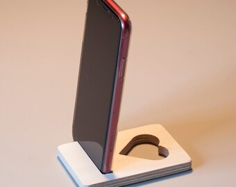 Plywood Phone Stand with Heart Detail, Slim Portable Design
