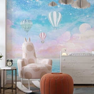 Carta da parati per bambina con palloncini e nuvole rosa Adesivi murali personalizzati in stile fiaba Poster personalizzati in vinile per bambini