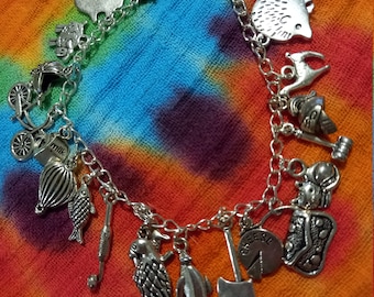 Monty Python tribute charm bracelet - 19 charms!!